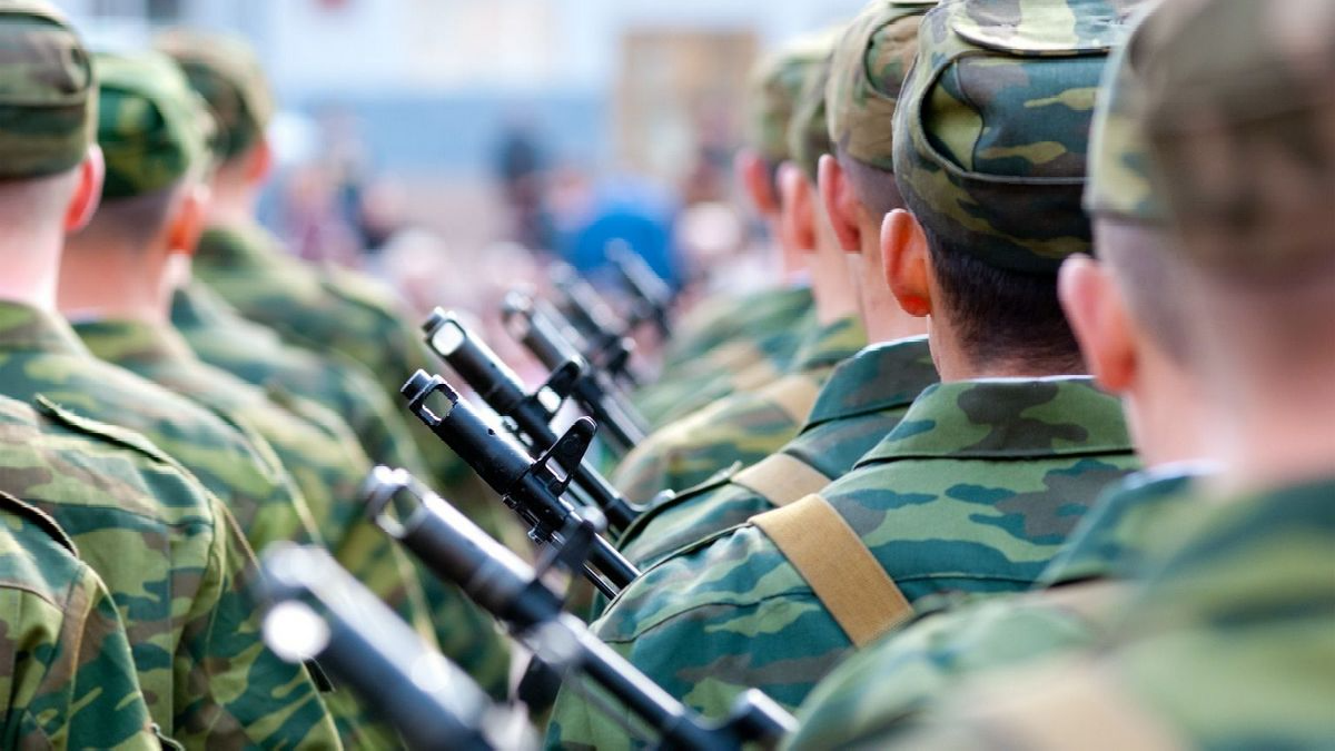 Правозахисники встановили особи 20 «військових комісарів», які мобілізують кримчан у російську армію